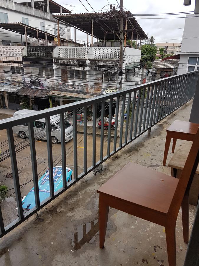Bar 184 Party Hostel (Adults Only) Chiang Rai Buitenkant foto