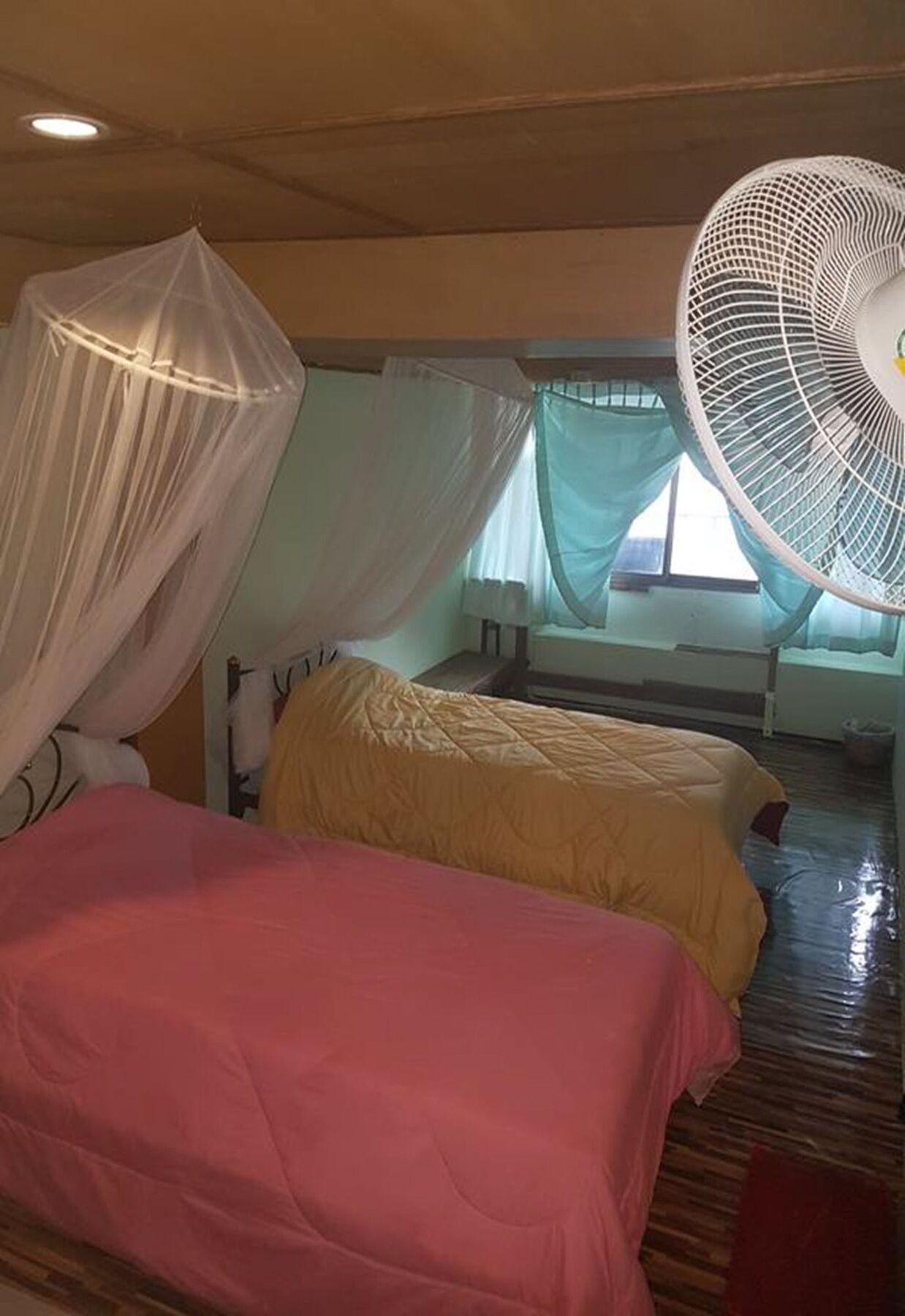 Bar 184 Party Hostel (Adults Only) Chiang Rai Buitenkant foto