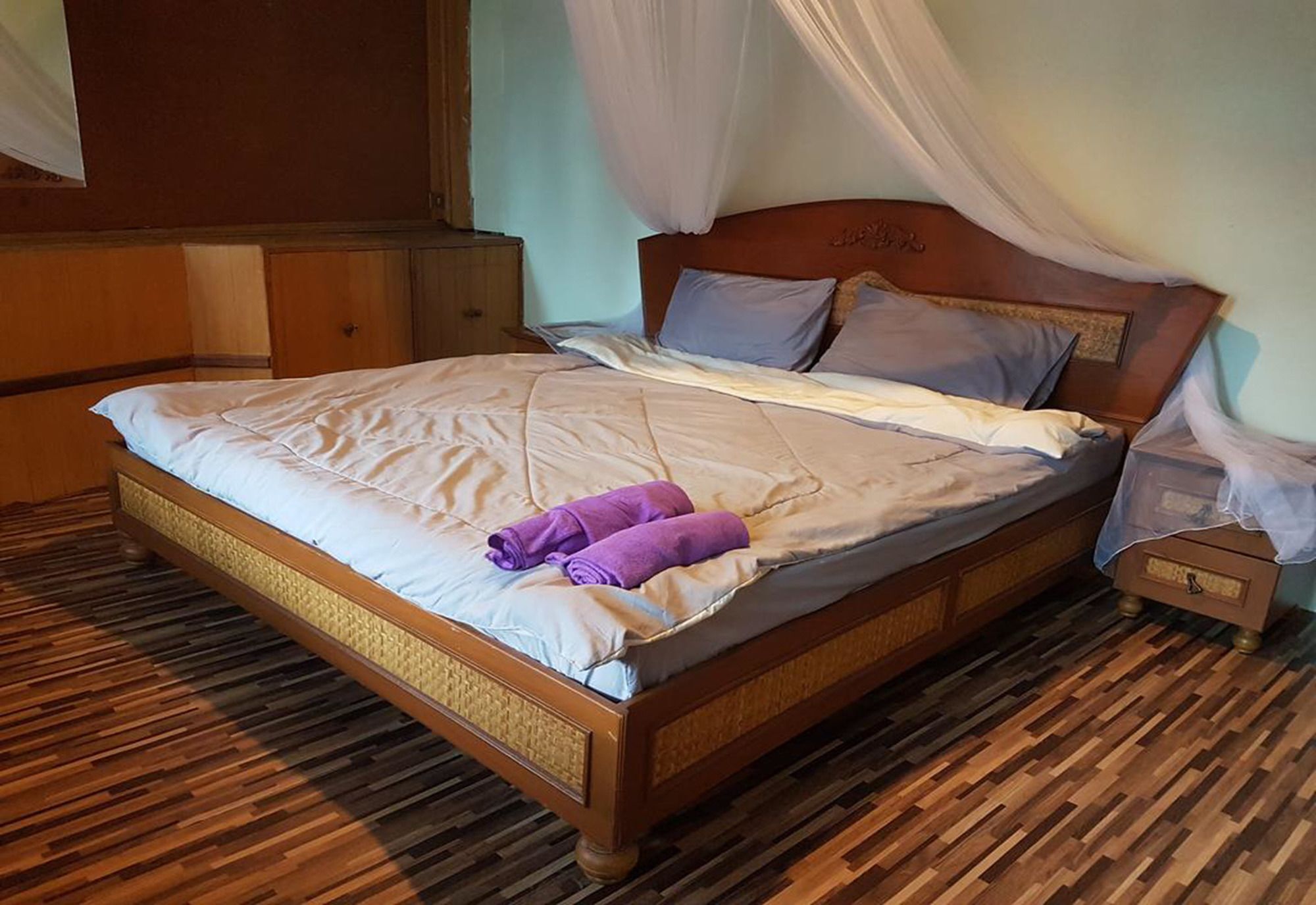 Bar 184 Party Hostel (Adults Only) Chiang Rai Buitenkant foto